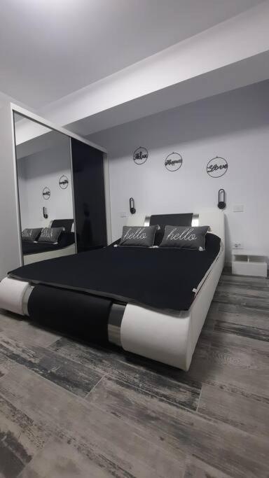 Apartament Erika Premium סינאיה מראה חיצוני תמונה